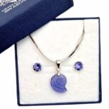 Swarovski kristályos ékszerszett “Pisces” – Csiga 14 mm, Lila Tranzanite + díszdoboz