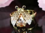 Arany színű pillangós swarovski kistályos gyűrű
