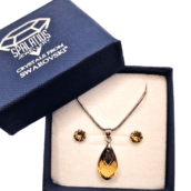 Swarovski® kristályos ékszerszett – Pear – Shaped 18 mm, Colorado Topaz -Light Chrome + díszdoboz