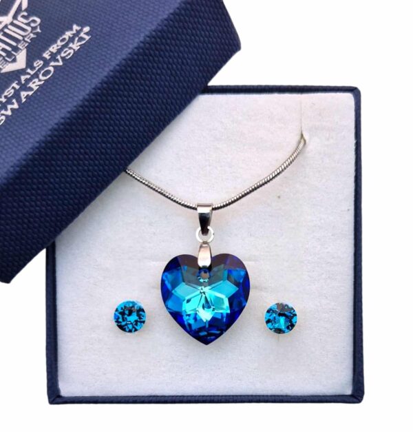 18 mm-es Szives Swarovski kristályos ékszerszett – Bermuda Blue – ajándék díszdobozban