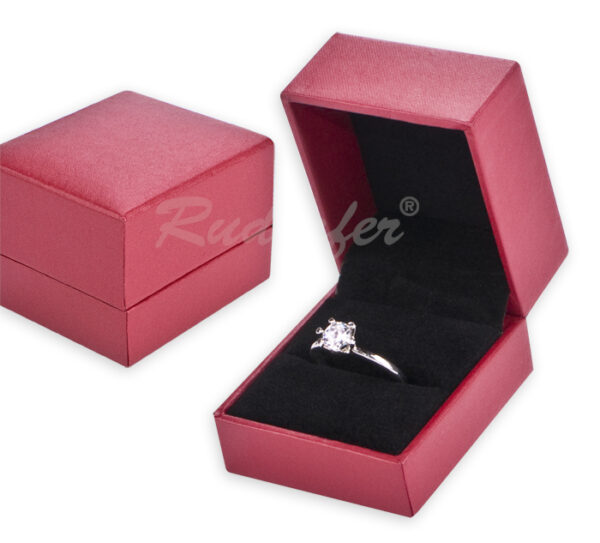 Elegáns gyűrű díszdoboz