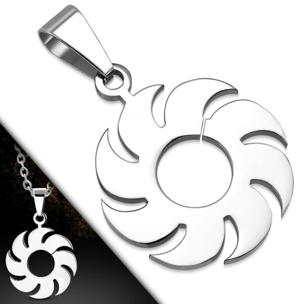 Ezüst színű, fűrészlap alakú nemesacél medál