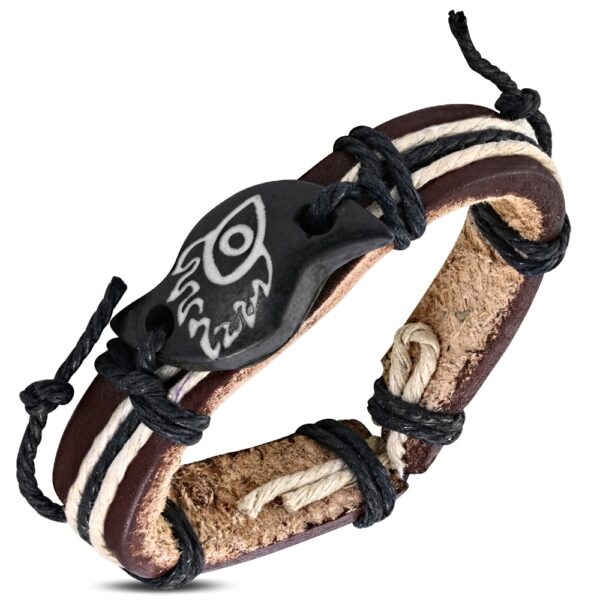 Bőr karkötő nonfiguratív mintás dísszel