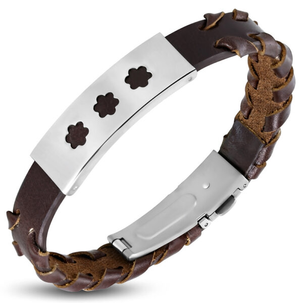 Sötétbarna bőr karkötő, virág mintás nemesacél dísszel