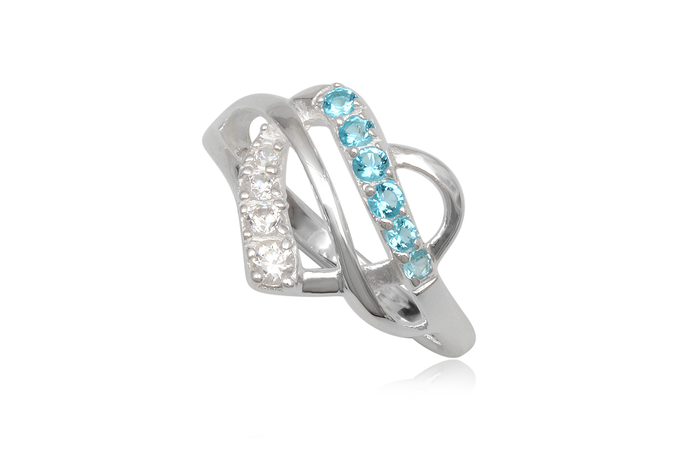 Szív alakú ezüst gyűrű világoskék cirkónia kristállyal