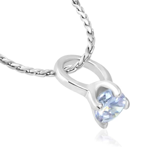 Gyűrűs, cirkónia kristállyal díszített ezüst színű nyaklánc