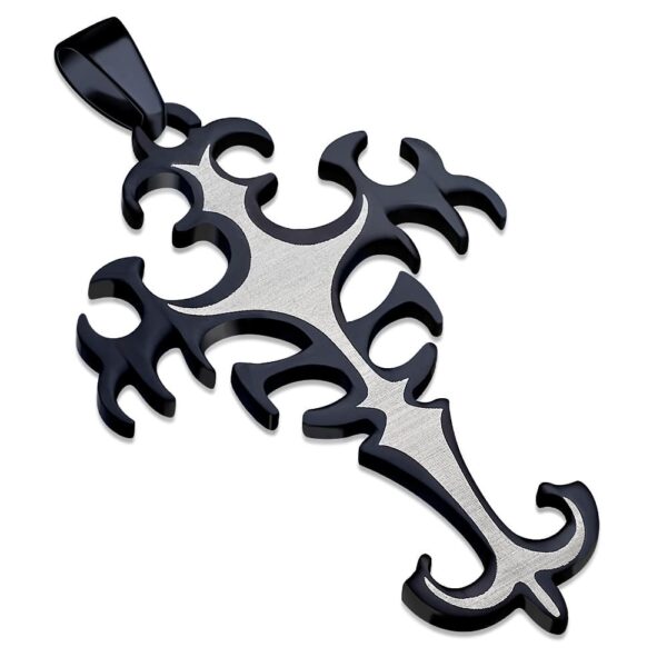 Fekete és ezüst színű, kereszt alakú nemesacél medál 