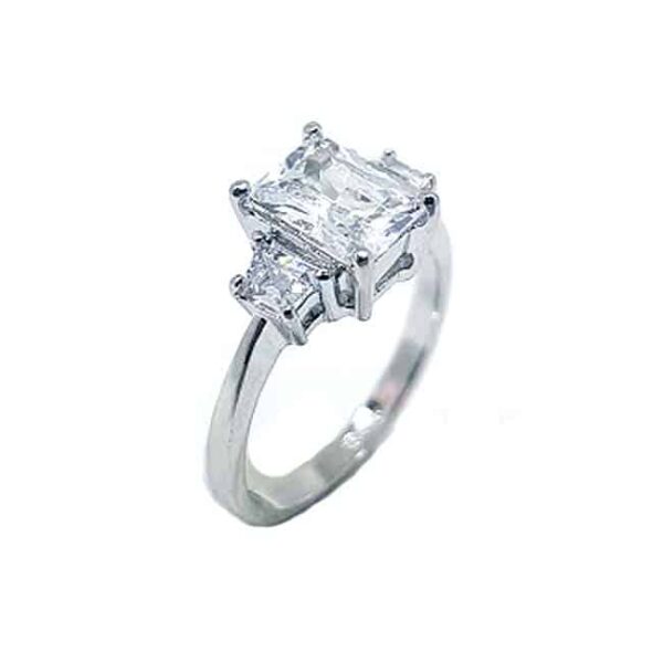 Fehér arany színű kristályos gyűrű