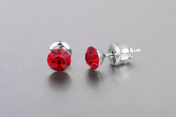 Light Siam swarovski fülbevaló - 5 mm