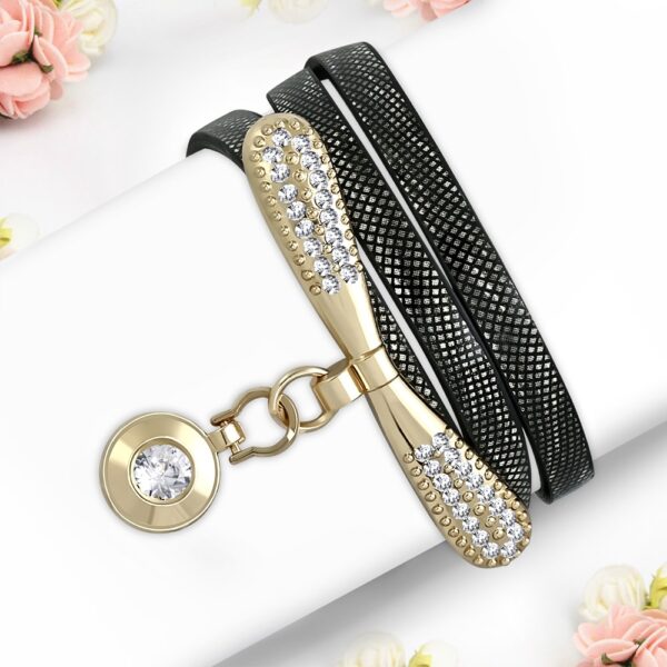 MEDÁLOS BŐR KARKÖTŐ KŐ BERAKÁSSAL