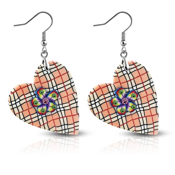 Szív alakú színes bizsu fülbevaló