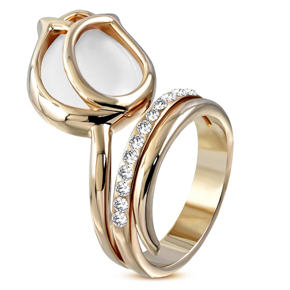 Arany színű, rózsafej alakú koktél gyűrű, cirkónia kristállyal