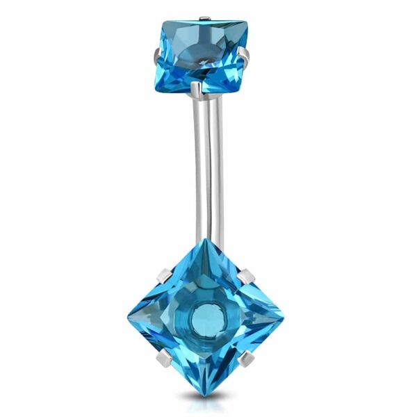 Ezüst színű nemesacél piercing cirkónia kristállyal