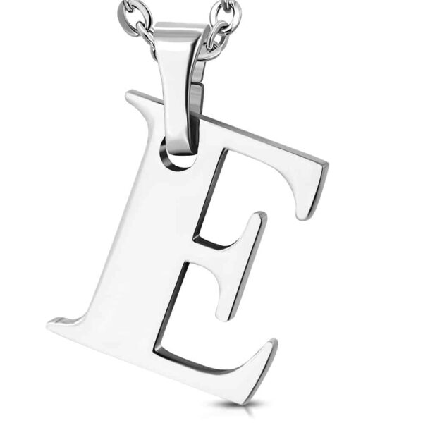 Ezüst színű, nemesacél "E" betű medál 