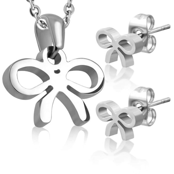 Ezüst színű nemesacél szett, masni alakú medállal és fülbevalóval