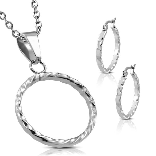 Ezüst színű nemesacél szett, karika medállal és fülbevalóval