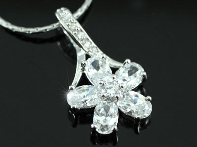 Swarovski kristályos nyaklánc | Swarovski ékszerek