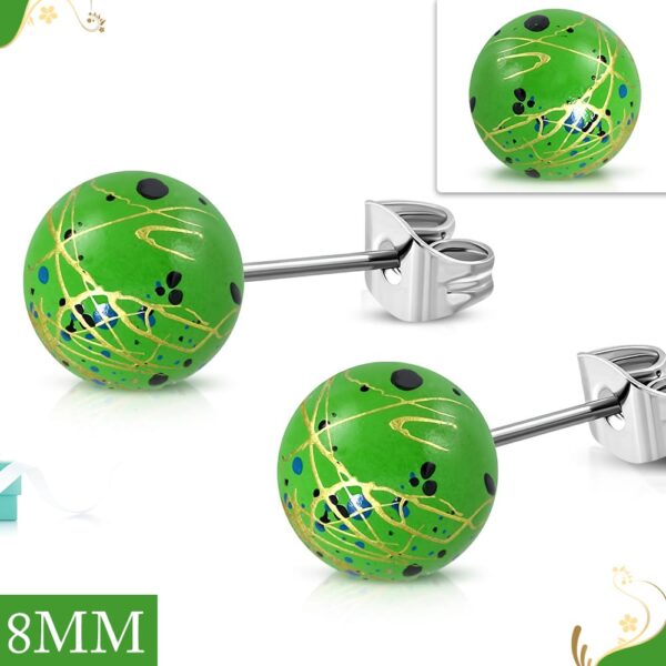 zöld színű, mintás gyöngy fülbevaló