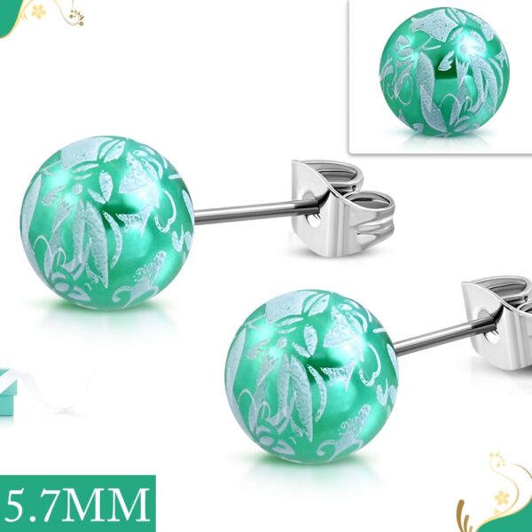 Nemesacél fülbevaló, virág mintás, zöld színű akril gyönggyel