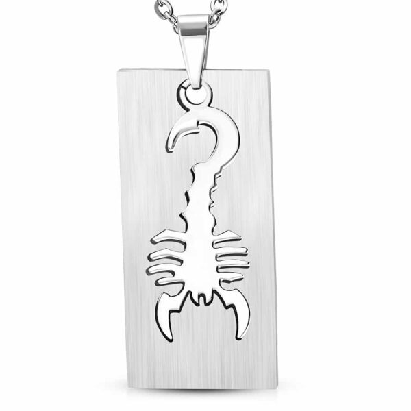 Ezüst színű, két részes, kivágott skorpió mintájú nemesacél medál