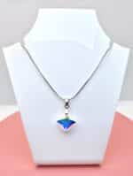 Swarovski kristályos nyaklánc-6431-CrystalAB-Rombusz-16mm_Álló