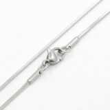 ezüst színű nemesacél nyaklánc