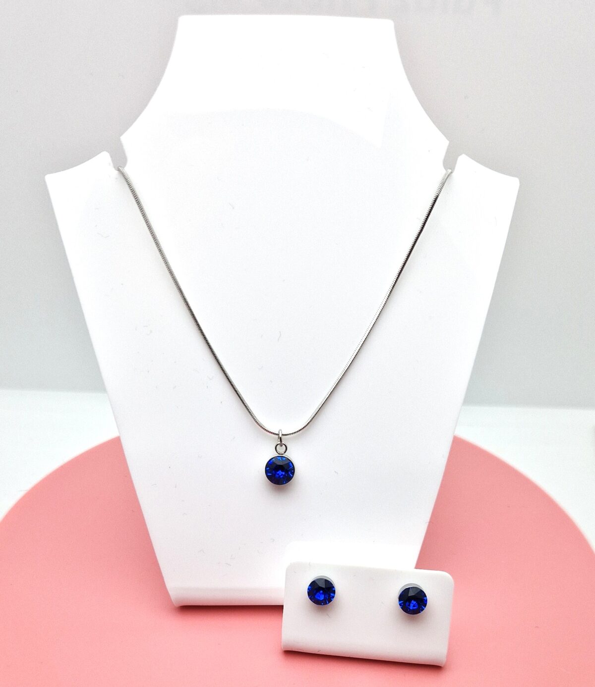 1088 Chaton Sapphire 6mm Set
