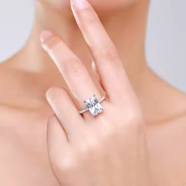 Hessi 925 ezüst eljegyzési gyűrű cirkónia kristállyal