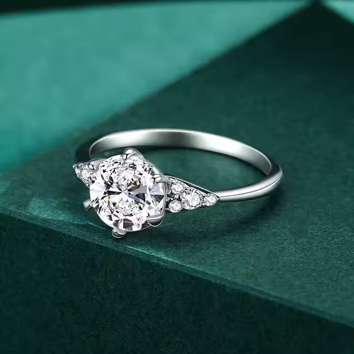 Amber 925 ezüst eljegyzési gyűrű cirkónia kristállyal Amber 925 ezüst eljegyzési gyűrű cirkónia kristállyal