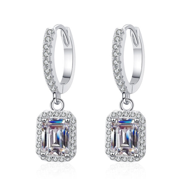 1 karátos Moissanite gyémánt 925 ezüst fülbevaló