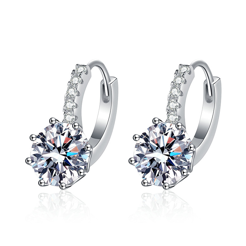 2 karátos Moissanite gyémánt 925 ezüst fülbevaló