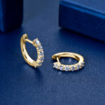 Karika 14K aranyozott ezüst fülbevaló - 0.8 karátos Moissanite gyémánt kövekkel - Image 3