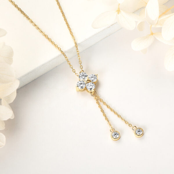1.8 karátos Moissanite gyémánt 925 ezüst nyaklánc medállal