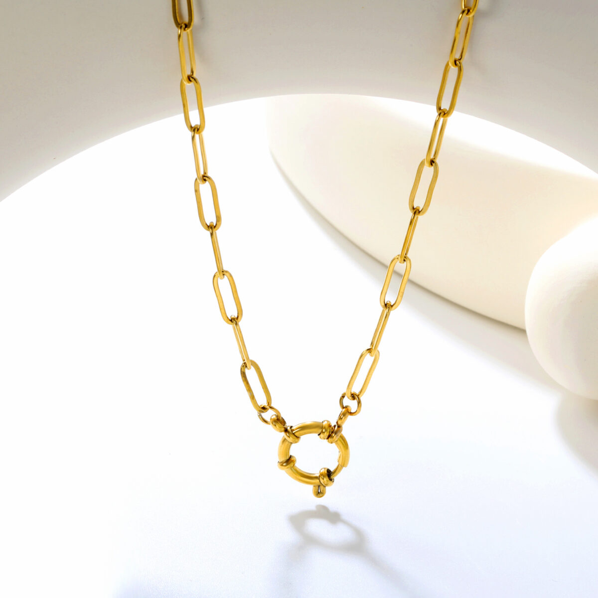 Modern 18K aranyozott vízálló hipoallergén nemesacél nyaklánc PVD bevonattal - EkszerWebshop.hu Modern 18K aranyozott vízálló hipoallergén nemesacél nyaklánc PVD bevonattal - EkszerWebshop.hu