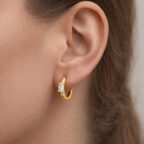 925 sterling ezüst 14K aranyozott bagett csiszolású cirkónia köves karika fülbevaló (1.1 cm) - EkszerWebshop.hu