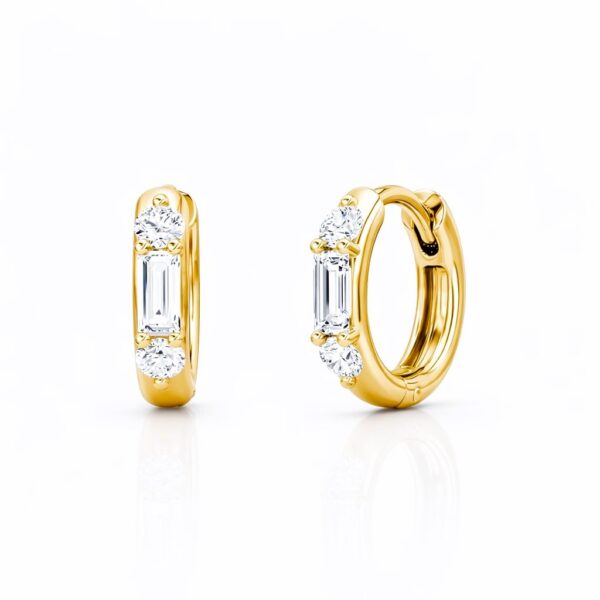 925 sterling ezüst 14K aranyozott háromköves bagett csiszolású cirkónia karika fülbevaló (1.1 cm) - EkszerWebshop.hu
