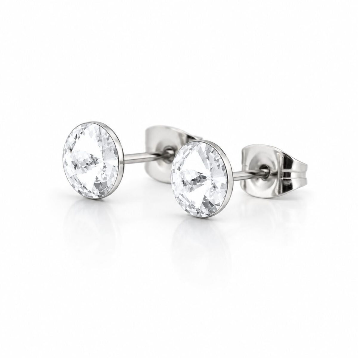 6 mm Nap Swarovski kristályos fülbevaló - Fehér köves, apró pici - EkszerWebshop.hu 6 mm Nap Swarovski kristályos fülbevaló - Fehér köves, apró pici - EkszerWebshop.hu
